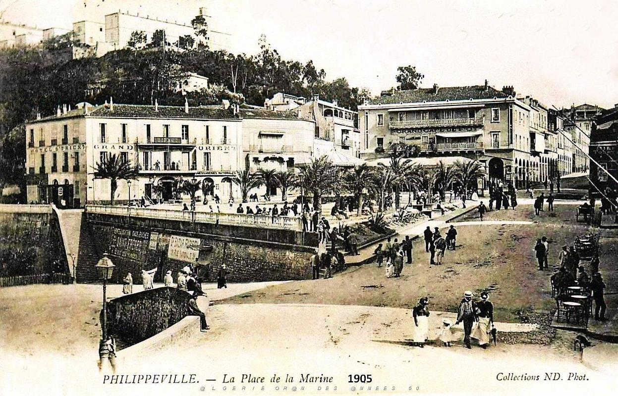 895- Philippeville - La Place de la Marine.jpg